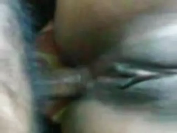 Milf wa Kihindi aliyekomaa xxx na punda mkubwa ana ngono ya siri ya mkundu na mteja.