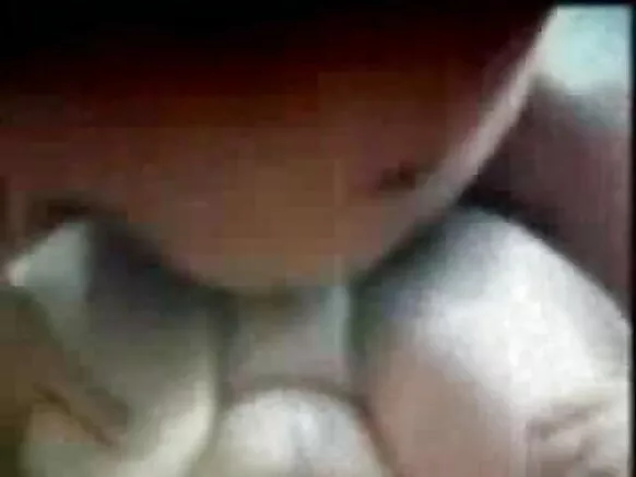 Video ya Mama wa Kihindi akiwa na Wanawake Wazee Wakipiga Punyeto Wachezaji Waliokomaa na Wahindi na Kijana Wake! Amateur!