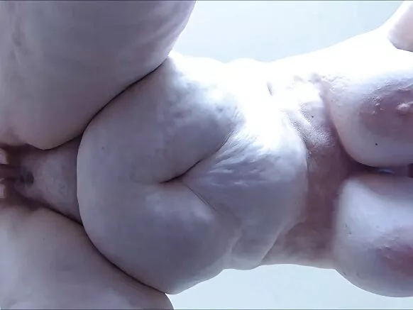 Saggy mafuta mulatto kukomaa bbw fucked kwenye TV.