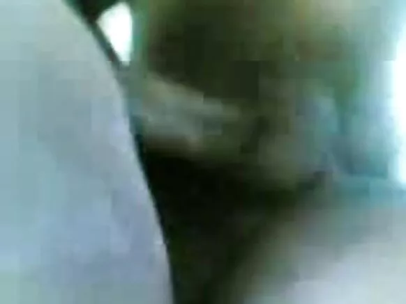 Ulawiti wa bibi aunty desi anamtania mume mchana.