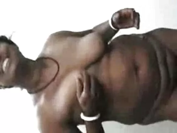 Shangazi wa Kihindi, wanyonyaji wa zamani 1338.