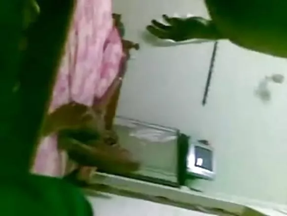 Wasichana wa zamani wa Shangazi wa India walio na watoto wa kiume 1097.