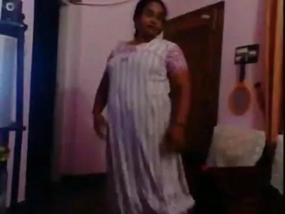 Shangazi wa India aliyekomaa asiye na mvuto 1212 sehemu ya 2 2.
