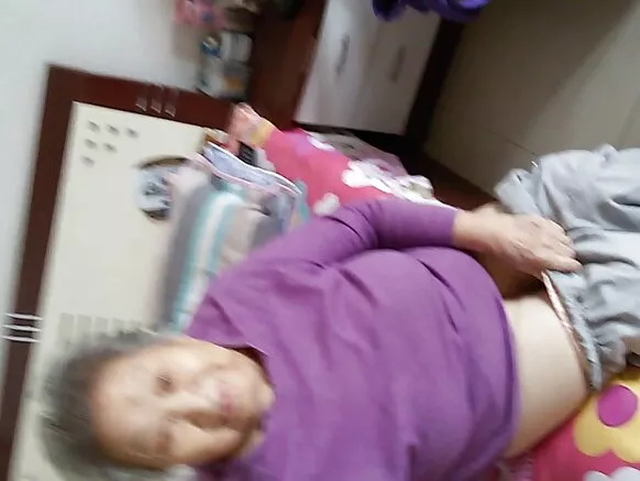 Jirani wa zamani na dicks kubwa, HD.